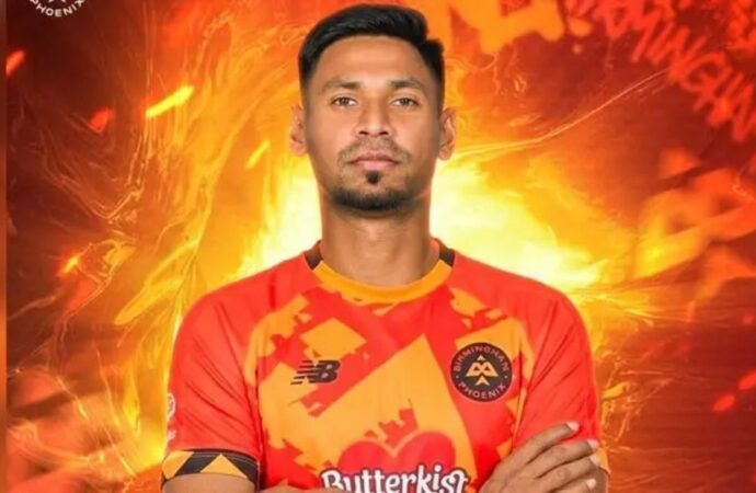 প্রথম বাংলাদেশি হিসেবে ১ কোটি ৬৪ লাখ টাকায় দ্য হানড্রেডে মোস্তাফিজ