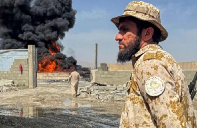 কাবুল ও আফগান সীমান্তে ফের পাকিস্তানের বিমান হামলা