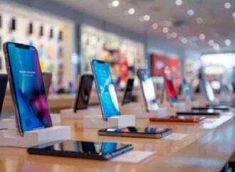 স্মার্টফোন বাজারে বৈশ্বিক মন্দার আশঙ্কা