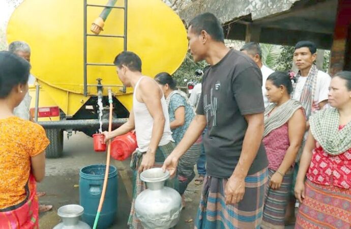 রাঙামাটিতে বিশুদ্ধ পানি বিতরণ শুরু