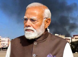 ইরান যুদ্ধ: ‘চুপ’ থাকার কৌশল নিয়েছেন নরেন্দ্র মোদি