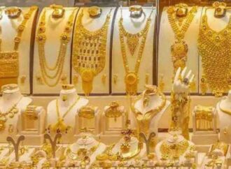 দেশের বাজারে সোনার দাম ভরিতে কমেছে ২,৬৮৩ টাকা