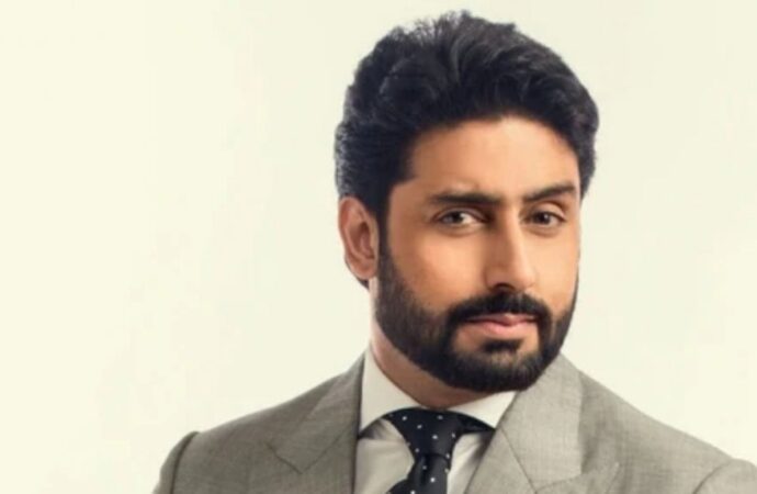 ভৌতিক ও রহস্যময় চরিত্রে এবার অভিষেক বচ্চন