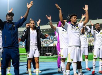 আল-খালিজকে গোল বন্যায় ভাসিয়ে শীর্ষস্থান মজবুত করল আল নাসর