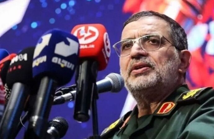 ‘সাহস থাকলে হরমুজ প্রণালিতে জাহাজ পাঠাক ট্রাম্প’