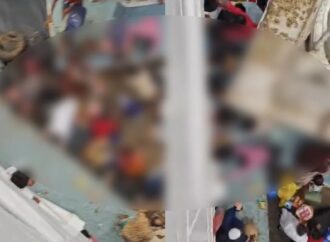 সদরঘাটে লঞ্চের চাপায় দুইজন নিহত, নিখোঁজ ২