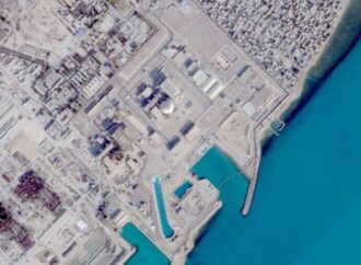 ‘ইরানের পারমাণবিক বিদ্যুৎকেন্দ্রে হামলা হলে তেজস্ক্রিয়তা থেকে কেউ রেহাই পাবে না’