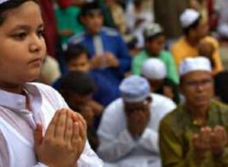 আজ জুমাতুল বিদা, বিদায় নিচ্ছে রমজানও