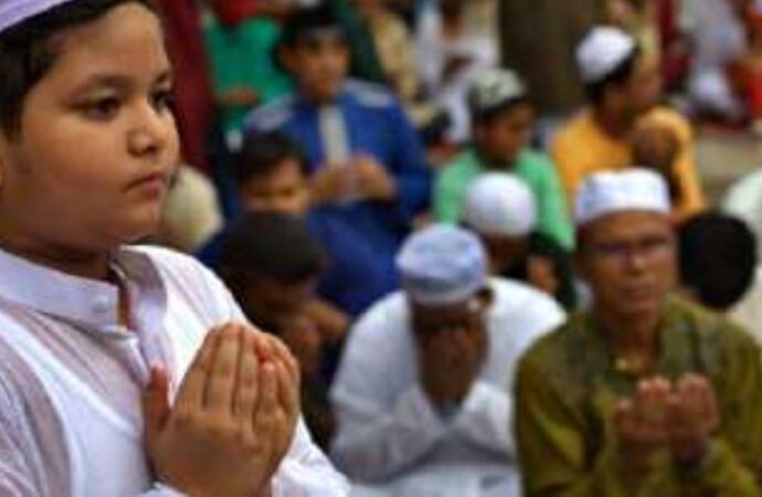 আজ জুমাতুল বিদা, বিদায় নিচ্ছে রমজানও