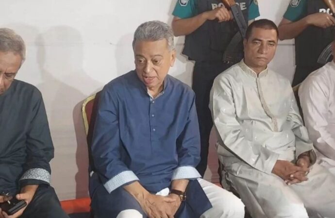 যুদ্ধ দীর্ঘায়িত হলে দেশীয় অর্থনীতিতে চাপ বাড়ার আশঙ্কা অর্থমন্ত্রীর