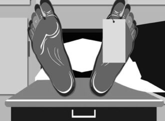 দুই জনের মরদেহ ঝুলছিল, একজনের গলায় ছিল ওড়না পেঁচানো