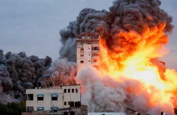 মধ্যপ্রাচ্যে যুদ্ধের দামামা: ইরানের বিরুদ্ধে কঠোর অবস্থানে সৌদি আরব ও আমিরাত