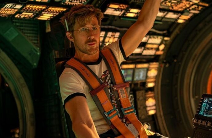 মুক্তি পেল মহাকাশ অভিযানের গল্প নিয়ে নির্মিত চলচ্চিত্র ‘প্রজেক্ট হেইল মেরি’