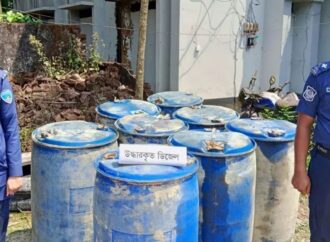 লক্ষ্মীপুরে খালে মিলল ড্রামভর্তি ১৩৬০ লিটার ডিজেল