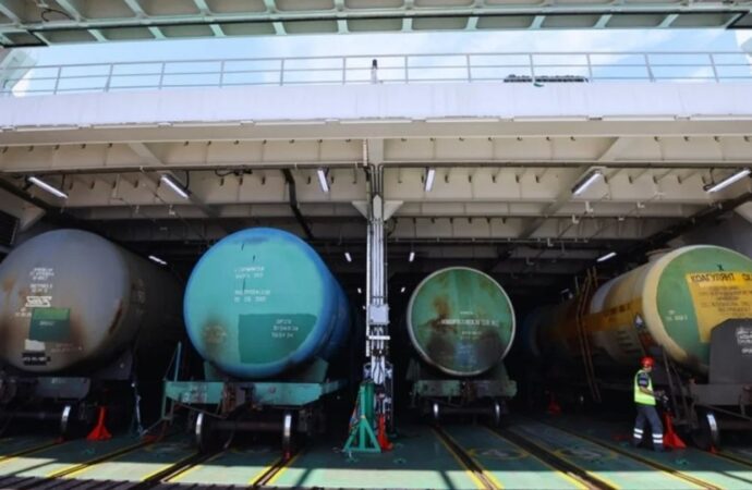 জ্বালানি সংকটে রাশিয়ার রপ্তানি বন্ধ, বাজারে নতুন চাপের আশঙ্কা