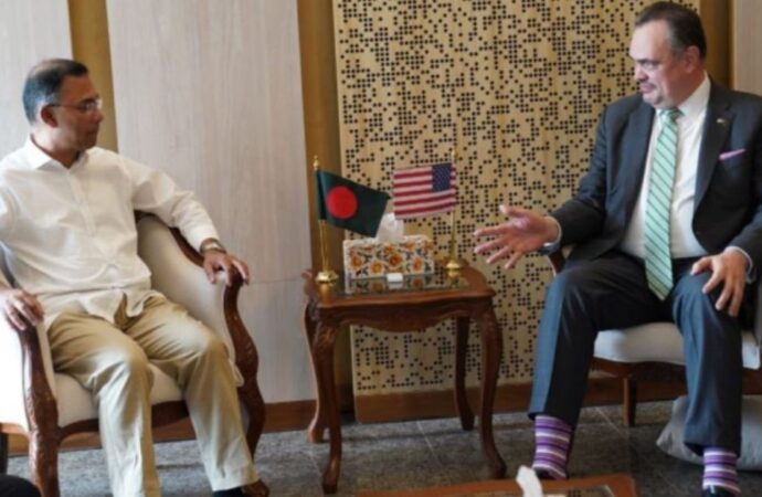 প্রধানমন্ত্রীর সঙ্গে মার্কিন রাষ্ট্রদূতের সৌজন্য সাক্ষাৎ