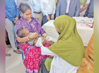 ১৮ জেলার ৩০ উপজেলায় শুরু জরুরি টিকাদান