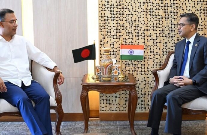 প্রধানমন্ত্রীর সঙ্গে ভারতীয় হাইকমিশনারের বৈঠক