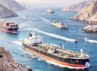 ইসরায়েলের যুদ্ধবিরতি ‘লঙ্ঘন’, ফের হরমুজ প্রণালি বন্ধ করল ইরান