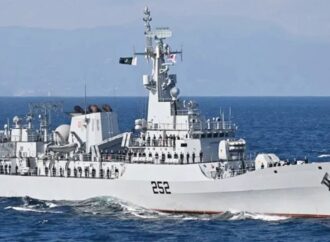 আরব সাগর থেকে বাংলাদেশিসহ পাঁচ দেশের ১৮ নাবিককে উদ্ধার করল পাকিস্তান নৌবাহিনী