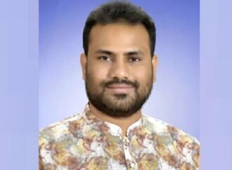 পিআইওকে মারধর, গণঅধিকার পরিষদের নেতা গ্রেফতার