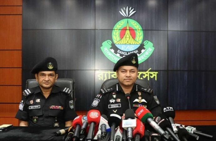 চাঁদাবাজদের ‘নিরপেক্ষ’ তালিকার কাজ শুরু: র‍্যাব
