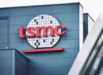 এআইয়ের চাহিদা বাড়ায় রেকর্ড পরিমাণ আয় সেমিকন্ডাক্টর কোম্পানি টিএসএমসি’র
