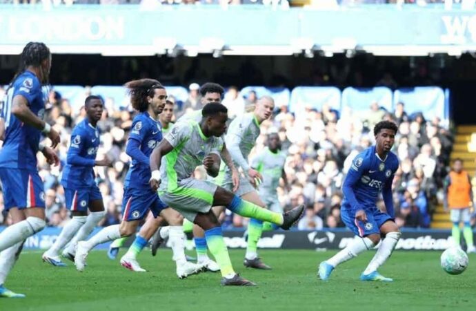 ১৭ মিনিটের বিধ্বংসী ঝড়ে চেলসিকে উড়িয়ে দিল ম্যানসিটি