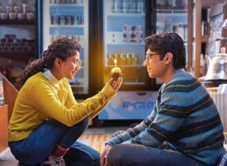 মুক্তির ৩৯ দিন আগেই শুরু হলো ‘এক দিন’-এর অগ্রিম টিকিট বুকিং