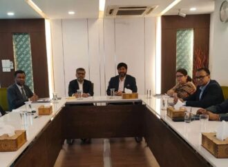 পুঁজিবাজার উন্নয়নে করণীয় নিয়ে প্রধানমন্ত্রীর বিশেষ সহকারীর সঙ্গে বিএসইসির বৈঠক