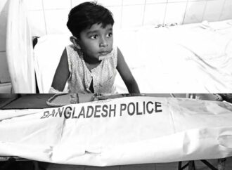 ভোলায় ঘরে ঢুকে প্রবাসীর স্ত্রীকে হত্যা, গুরুতর আহত শিশু পুত্র