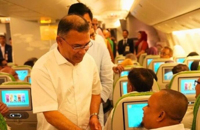 হজের খরচ আরো কমানোর আশ্বাস প্রধানমন্ত্রীর