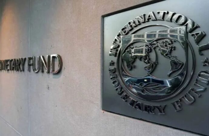 ভেনেজুয়েলার সাথে সম্পর্ক পুনঃস্থাপন করল আইএমএফ ও বিশ্বব্যাংক