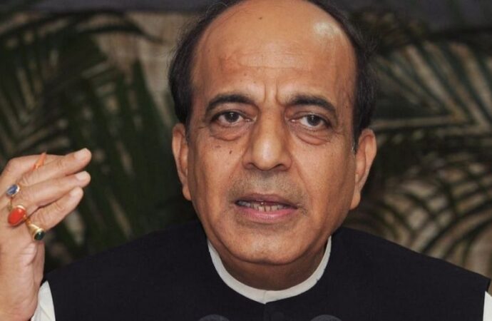 ভারতের হাইকমিশনার হয়ে ঢাকায় আসছেন দিনেশ ত্রিবেদী