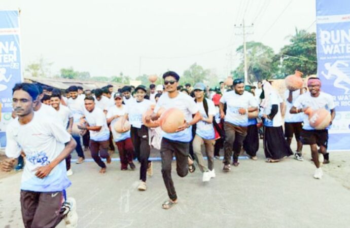 শ্যামনগরে সুপেয় পানির দাবিতে ম্যারাথন ‘রান ফর ওয়াটার-২.o’