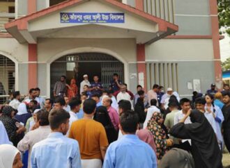 সোনারগাঁয়ে ২০২৫ সালের প্রশ্নে এসএসসি পরীক্ষা দিলো ১৭৭ পরীক্ষার্থী