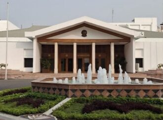 প্রধানমন্ত্রীর অফিসে খাবারের বাজেট কমল পাঁচ গুণ