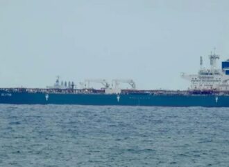 সৌদি থেকে আসছে এক লাখ টন অপরিশোধিত তেল