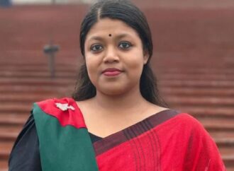 সংরক্ষিত নারী আসনে মনোনয়নপত্র জমা দিয়েছেন নুসরাত তাবাসসুম