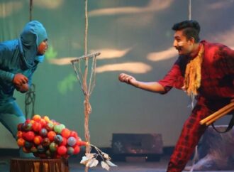 মে দিবসে মহিলা সমিতিতে বটতলার নাটক ‘বন্যথেরিয়াম’-এর জোড়া প্রদর্শনী