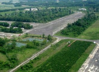 বন্ধ বিমানবন্দর চালুর উদ্যোগ নিচ্ছে সরকার