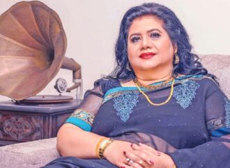 ‘মিনার-ই-দিল্লি’ সম্মাননা পাচ্ছেন রুনা লায়লা