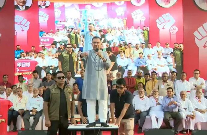 ষড়যন্ত্রকারীদের সমুচিত জবাব দেওয়ার আহ্বান প্রধানমন্ত্রীর