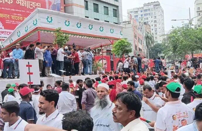 নয়াপল্টনে শুরু হলো বিএনপির শ্রমিক সমাবেশ, বক্তব্য রাখবেন তারেক রহমান