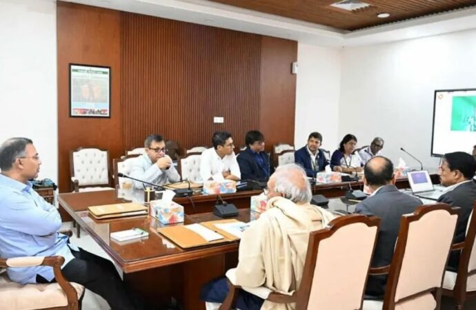 বিনিয়োগ টানতে প্রকল্প অনুমোদন প্রক্রিয়া সহজ করার নির্দেশ প্রধানমন্ত্রীর