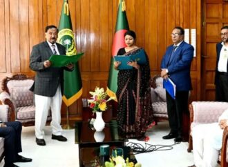 এমপি হিসেবে শপথ নিলেন এনসিপির নুসরাত তাবাসসুম