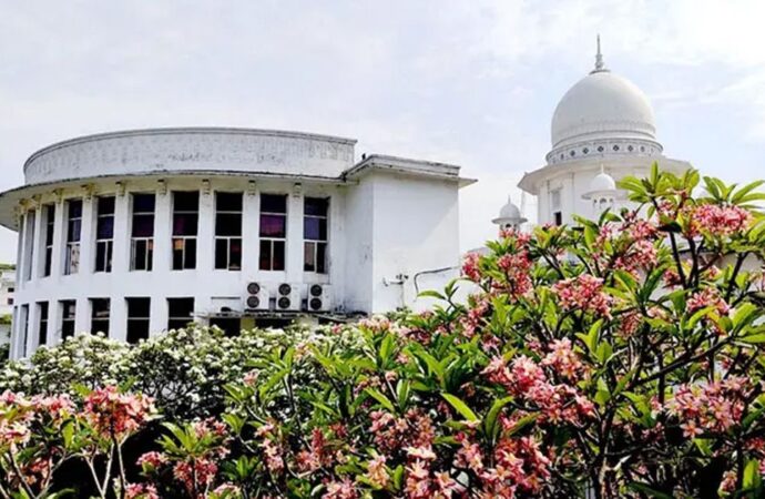 এনসিপি―র মনিরা শারমিনের মনোনয়নপত্র বাতিল কেন অবৈধ নয়: হাইকোর্ট