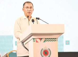 প্রশাসন শুধু আইন প্রয়োগের যন্ত্র নয়, এটি মানুষের সেবার মাধ্যম: প্রধানমন্ত্রী