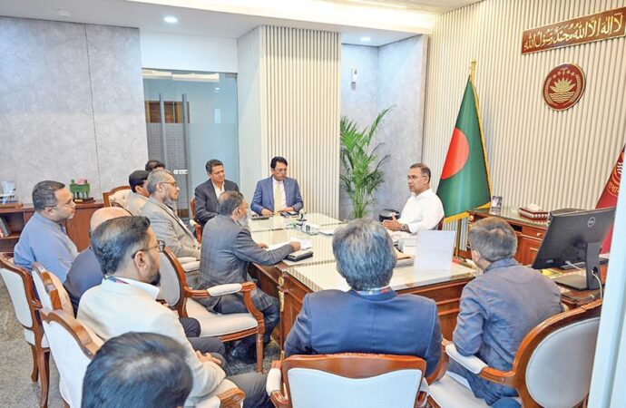 ধুঁকে চলা কারখানায় প্রণোদনা দেবে সরকার