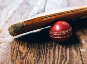 ৫০ ওভারের ম্যাচে ৮২২ রান, ২৮ রানেই অলআউট প্রতিপক্ষ